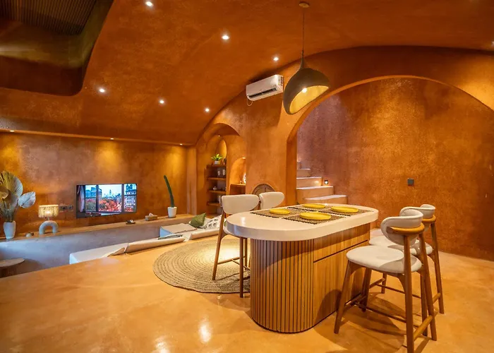 Sajeeva Private Honeymoon - Brand New Villa
